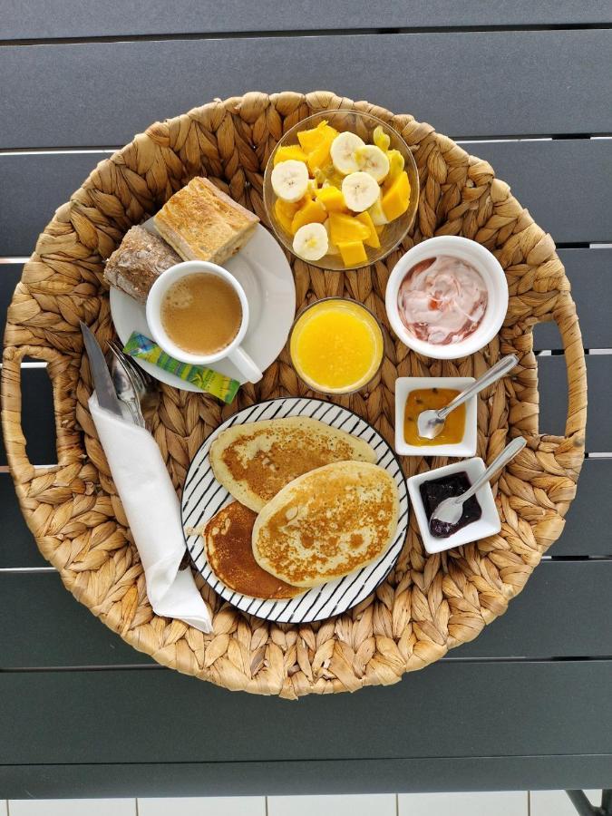 Villa Theo , Chambre D'Hotes , Petit Dejeuner, Table D'Hotes Сент-Анн Екстер'єр фото